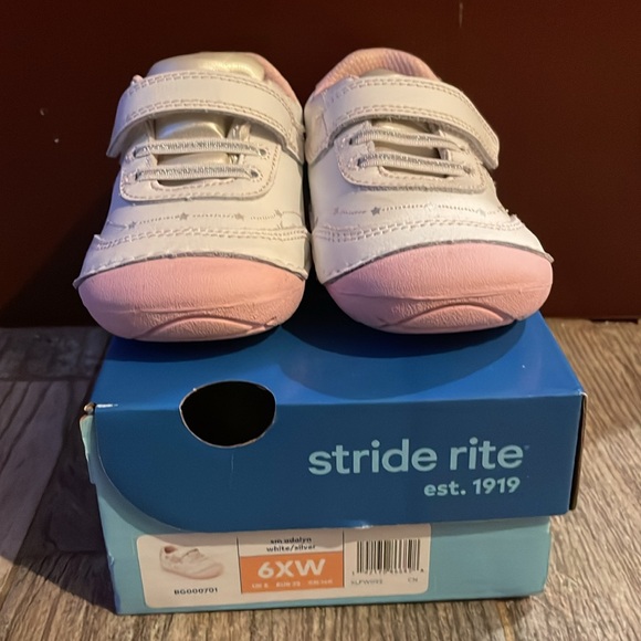 Stride rite toddler girl sneakers - Picture 3 of 4